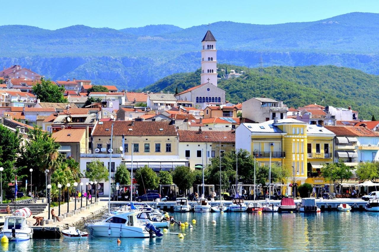 Apartments With A Parking Space Crikvenica - 11307 ภายนอก รูปภาพ
