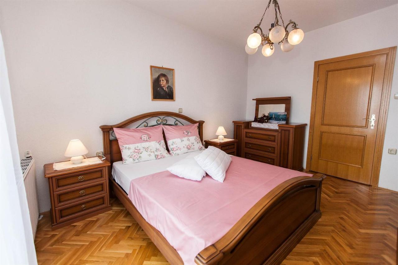 Apartments With A Parking Space Crikvenica - 11307 ภายนอก รูปภาพ