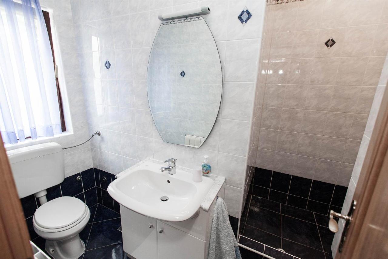 Apartments With A Parking Space Crikvenica - 11307 ภายนอก รูปภาพ